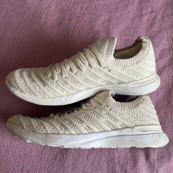 APL Sneakers - Picture 1 of 3